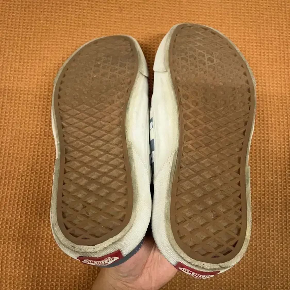 반스 체커보드 스니커즈 운동화 235 G08274 상품이미지4