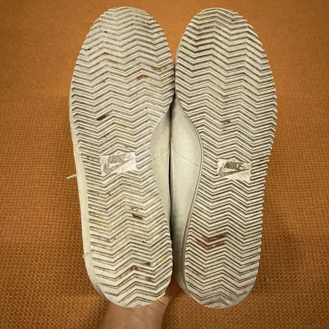 나이키 클래식 코르테즈 스니커즈 운동화 255 G08298 상품이미지4