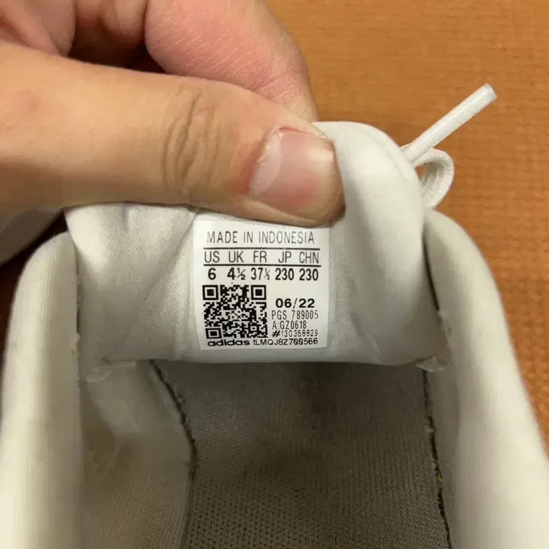 아디다스 퀘스타 런닝화 운동화 230 G08332 상품이미지5