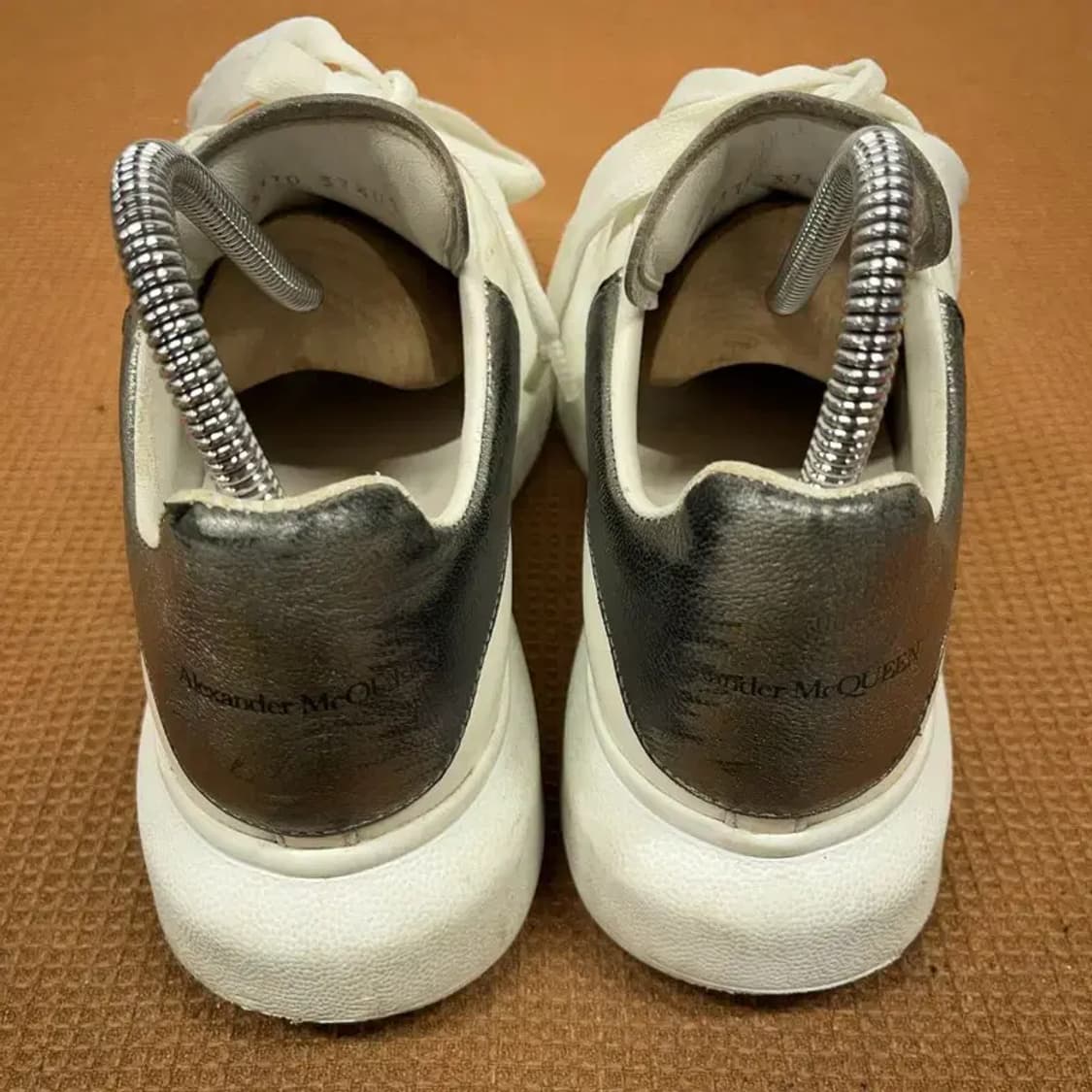 알렉산더맥퀸 오버솔 스니커즈 운동화 37.5 G08362 상품이미지2