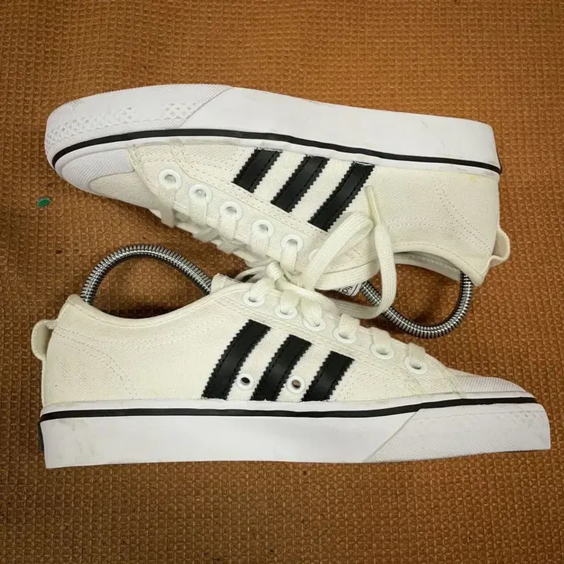 아디다스 니짜 스니커즈 운동화 225 G08365 상품이미지3