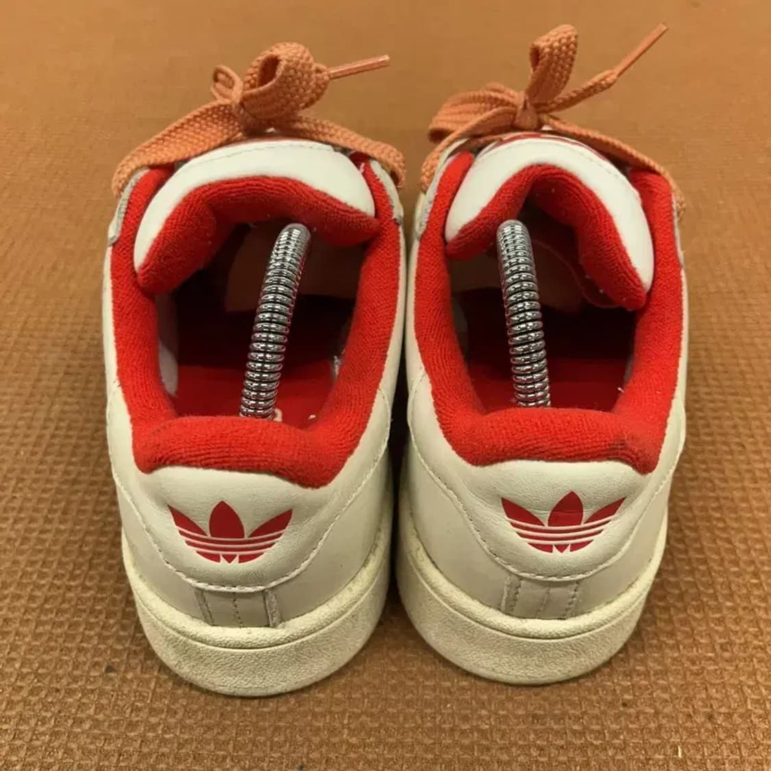 아디다스 오리지널 캠퍼스 00s 스니커즈 신발 240 G08419 상품이미지2