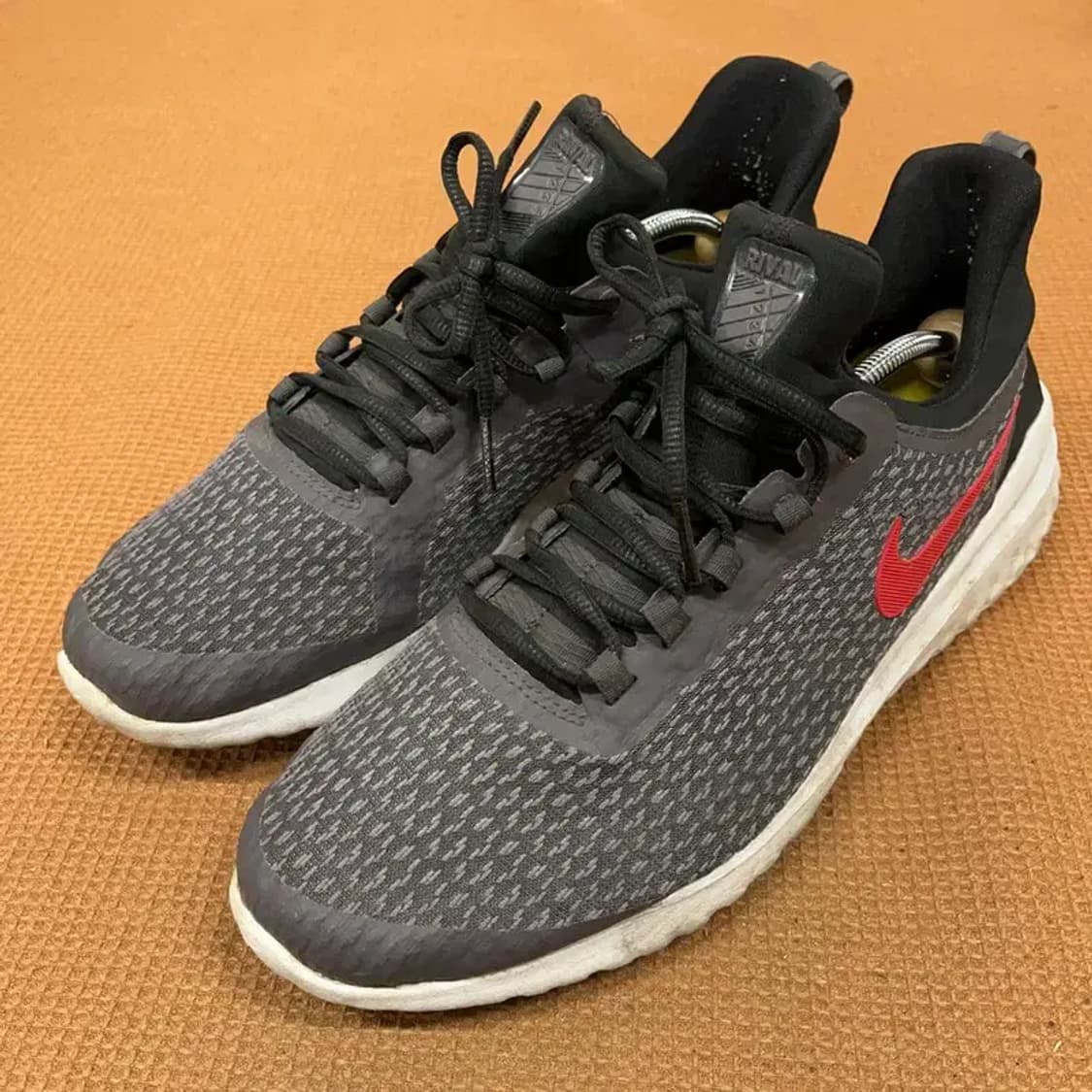 나이키 리뉴 리발 남자 운동화 런닝화 신발 290 G08423 상품이미지1