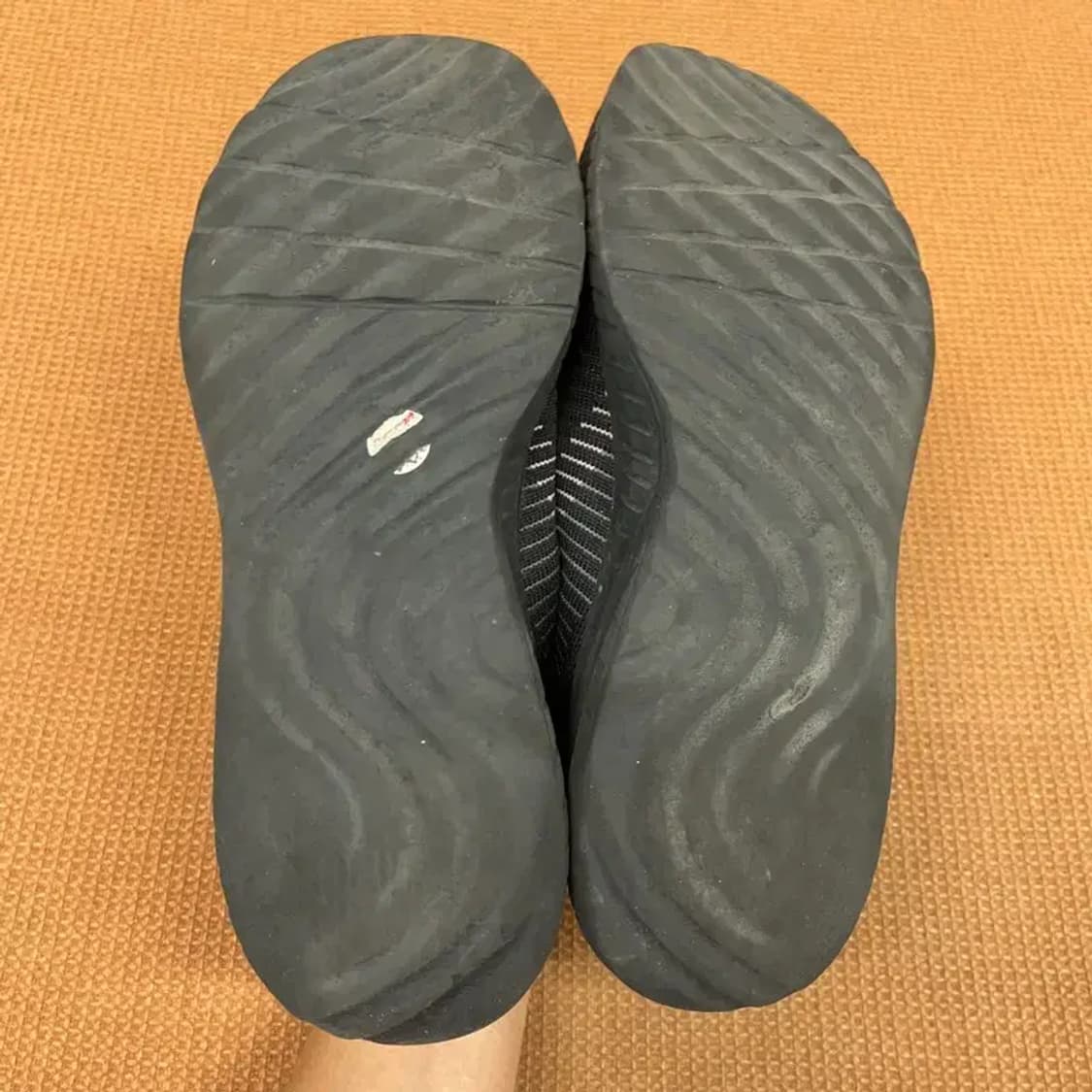 스케쳐스 밥스 메모리폼 운동화 런닝화 신발 260 G08453 상품이미지4