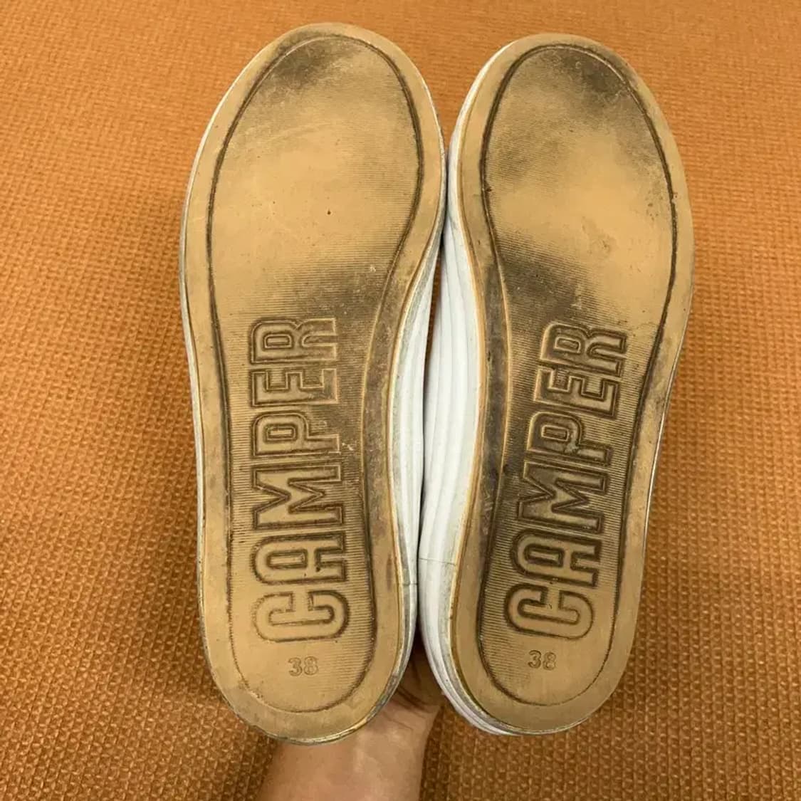 캠퍼 화이트 스니커즈 단화 신발 38 G08463 상품이미지4