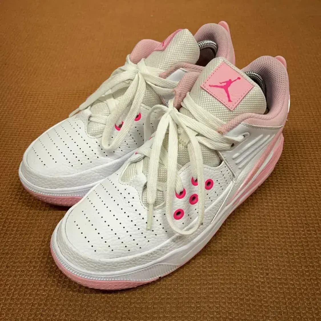 나이키 조던 맥스 아우라 5 스니커즈 운동화 신발 240 G08487 상품이미지1