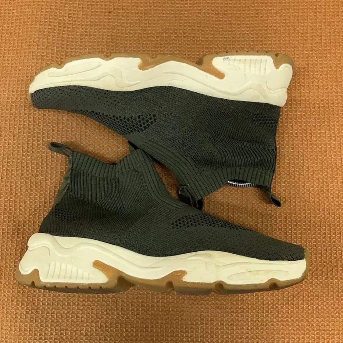 자라 ZARA 스피드러너 삭스 스니커즈 운동화 230 G08522 상품이미지3