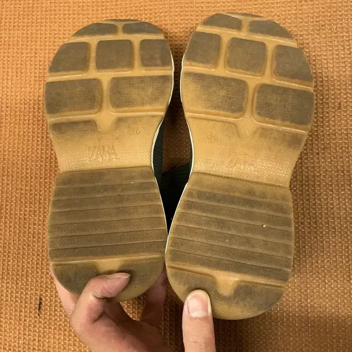 자라 ZARA 스피드러너 삭스 스니커즈 운동화 230 G08522 상품이미지4