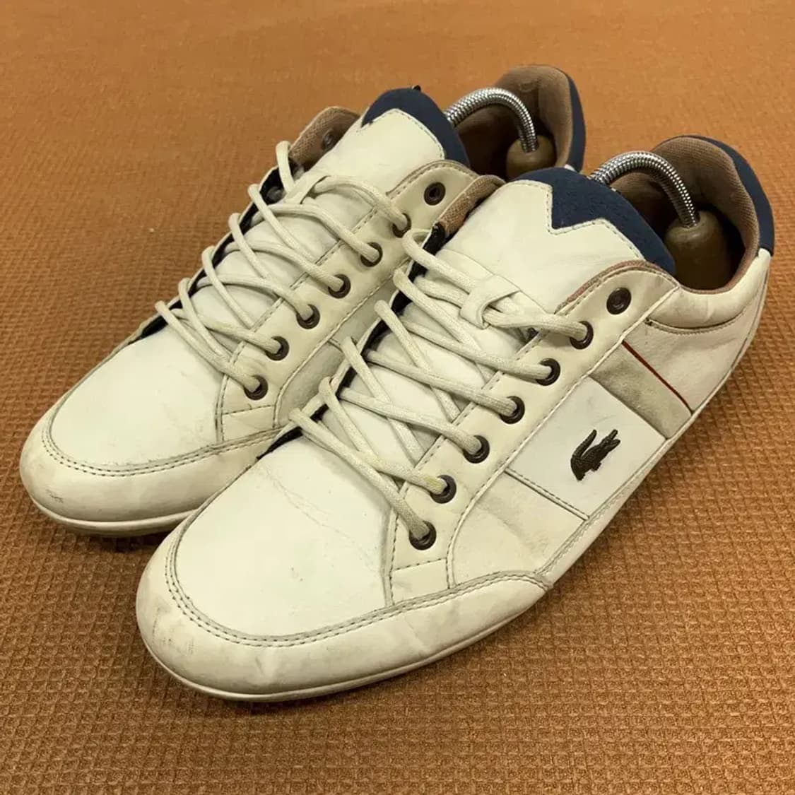 라코스테 화이트 스니커즈 운동화 UK9 G08523 상품이미지1