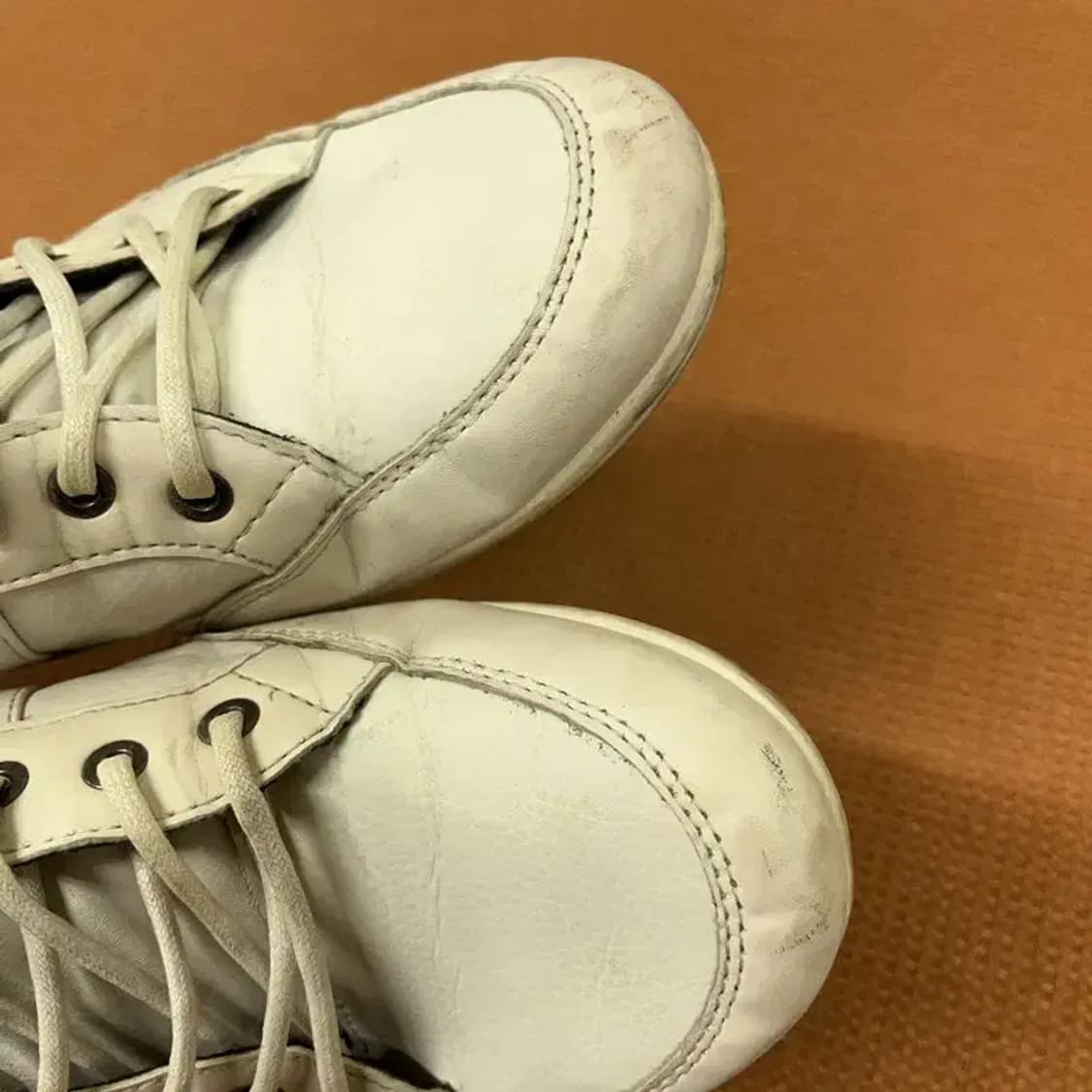 라코스테 화이트 스니커즈 운동화 UK9 G08523 상품이미지6