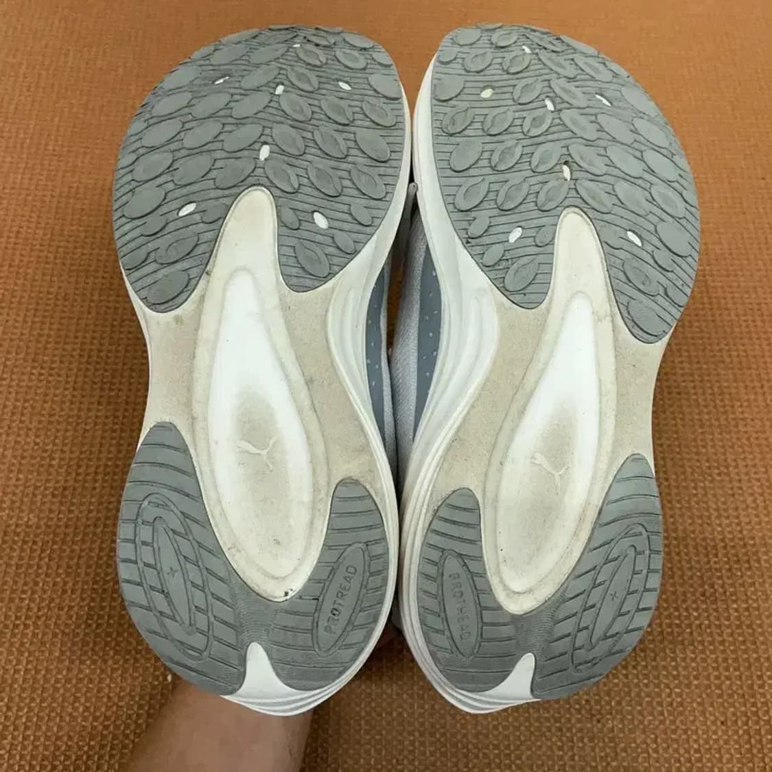 푸마 다터 프로 런닝화 운동화 235 G08577 상품이미지4