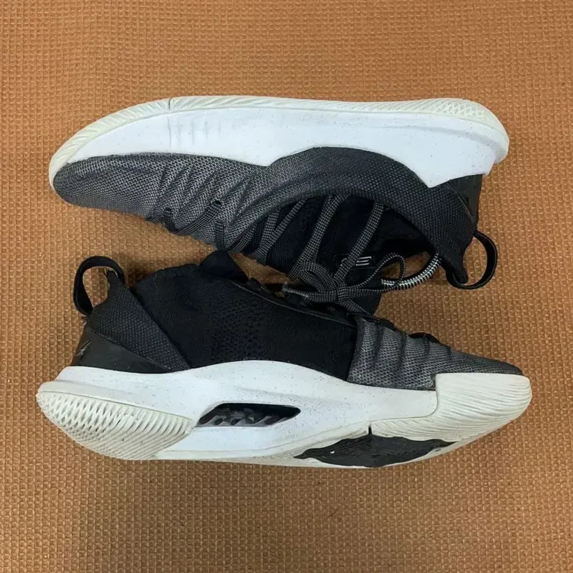 언더아머 UA 커리 5 농구화 운동화 265 G08601 상품이미지3