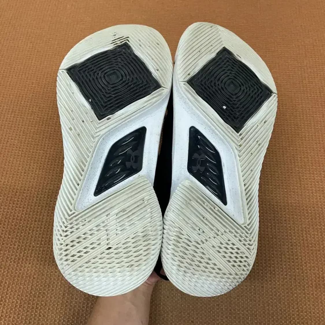 언더아머 UA 커리 5 농구화 운동화 265 G08601 상품이미지4