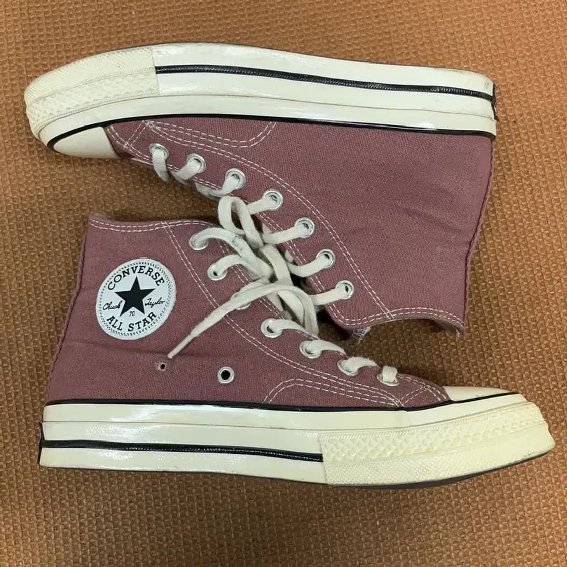 컨버스 척테일러 하이 스니커즈 여자 신발 240 G08613 상품이미지3