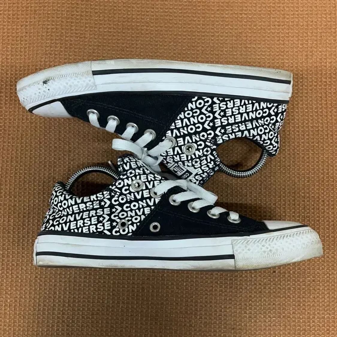 컨버스 척 테일러 올스타 매디슨 하이탑 스니커즈 신발 235 G08619 상품이미지3