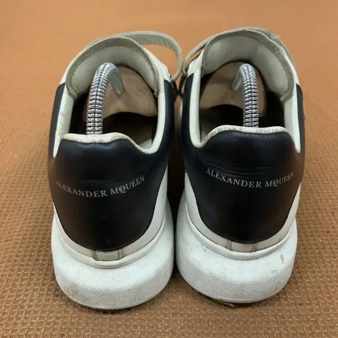 알렉산더맥퀸 오버솔 스니커즈 운동화 신발 41 G08620 상품이미지2