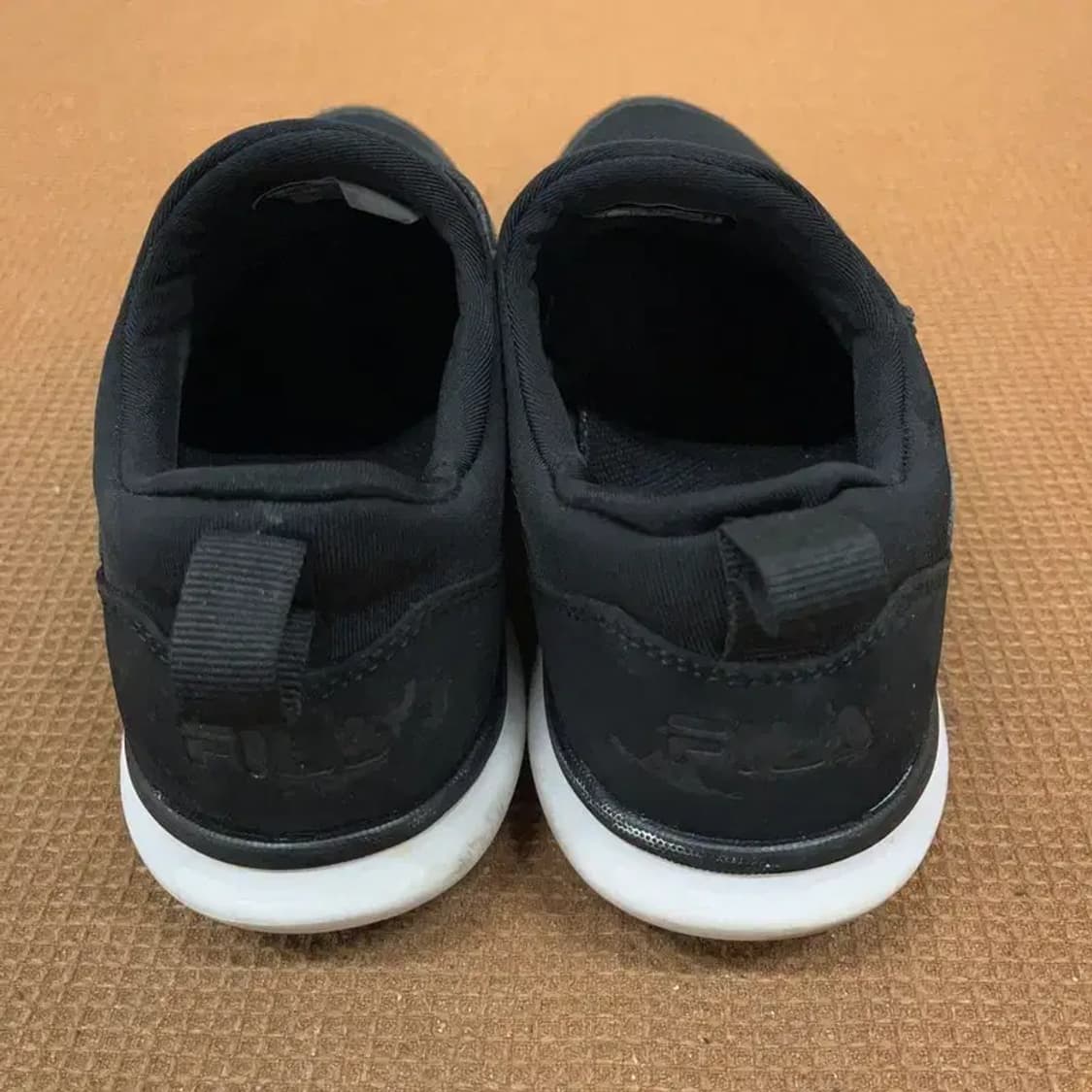 필라 FILA 블랙 슬립온 신발 250 G08633 상품이미지2