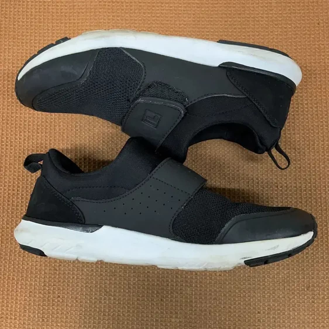 필라 FILA 블랙 슬립온 신발 250 G08633 상품이미지3