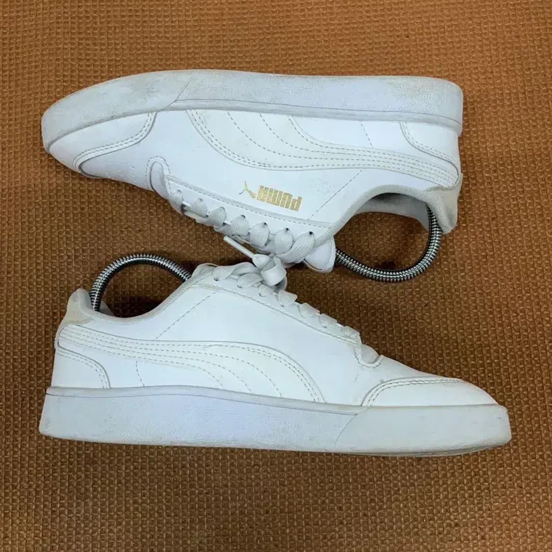 푸마 셔플 화이트 골드 스니커즈 신발 230 G08636 상품이미지3