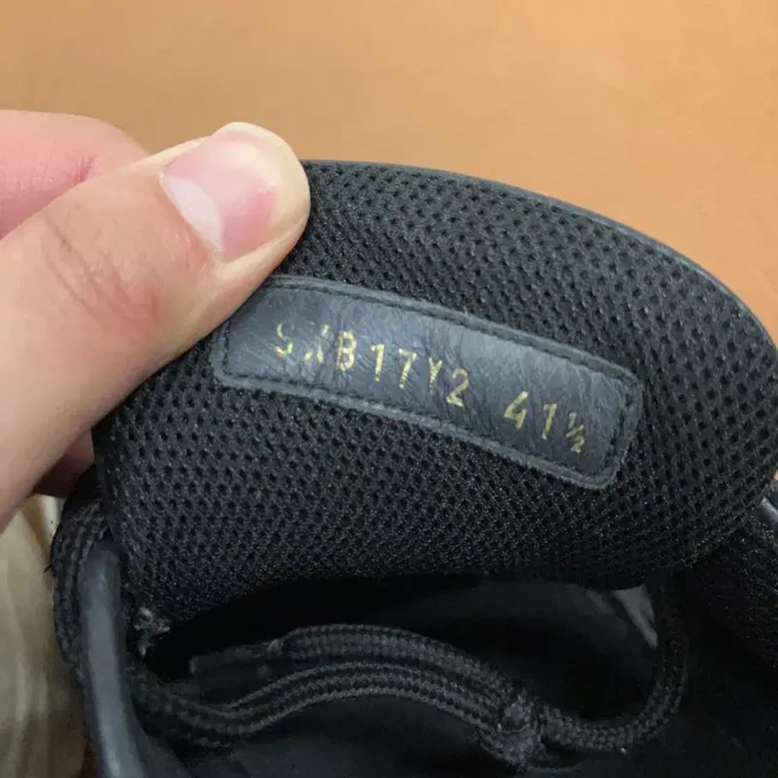 발렌티노 정품 반시 검흰 스니커즈 운동화 260 G08656 상품이미지6