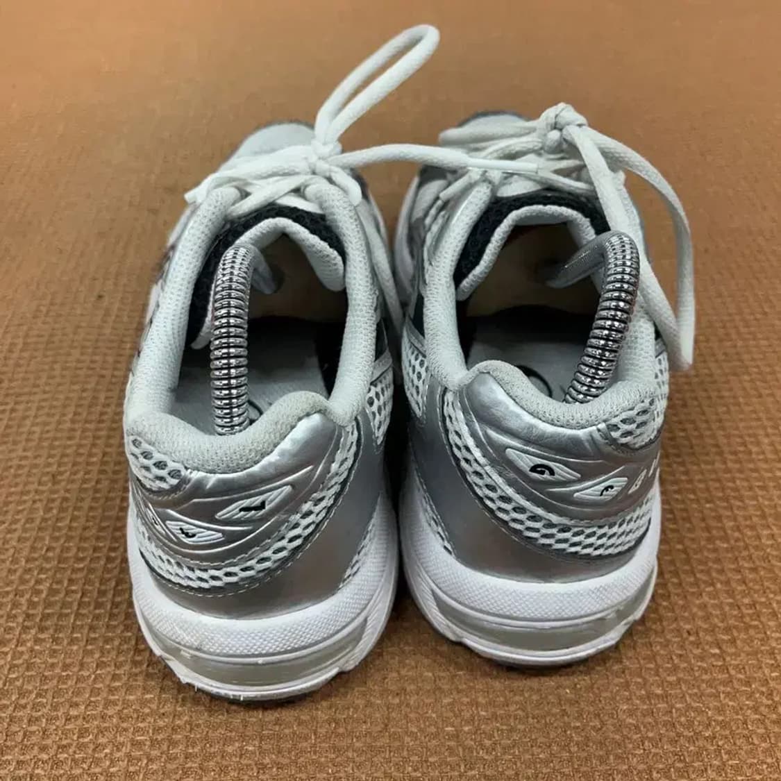 아식스 젤 1130 실버 운동화 런닝화 신발 235 G08658 상품이미지2