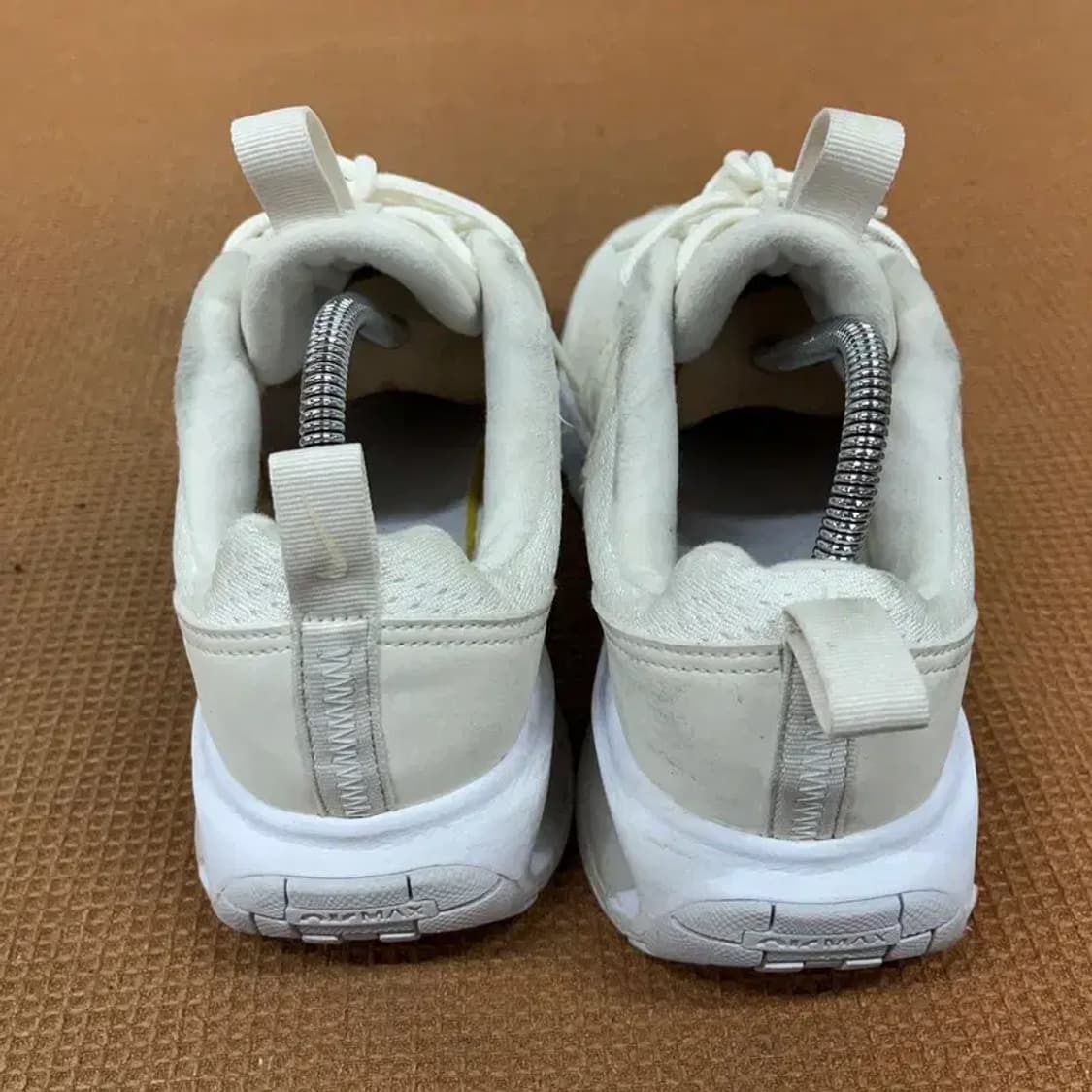 나이키 에어맥스 인터락 우먼스 런닝화 운동화 신발 250 G08665 상품이미지2