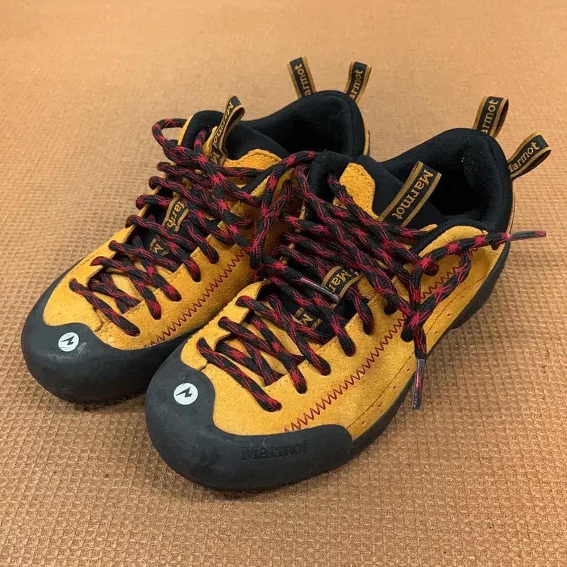마모트 옐로우 등산화 트레킹화 여자 신발 230 G08700 상품이미지1