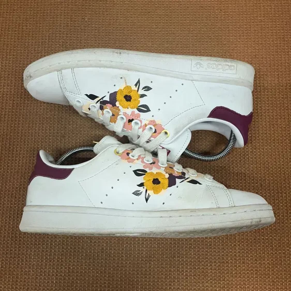 아디다스 스탠스미스 플라워 스니커즈 운동화 255 G08677 상품이미지3