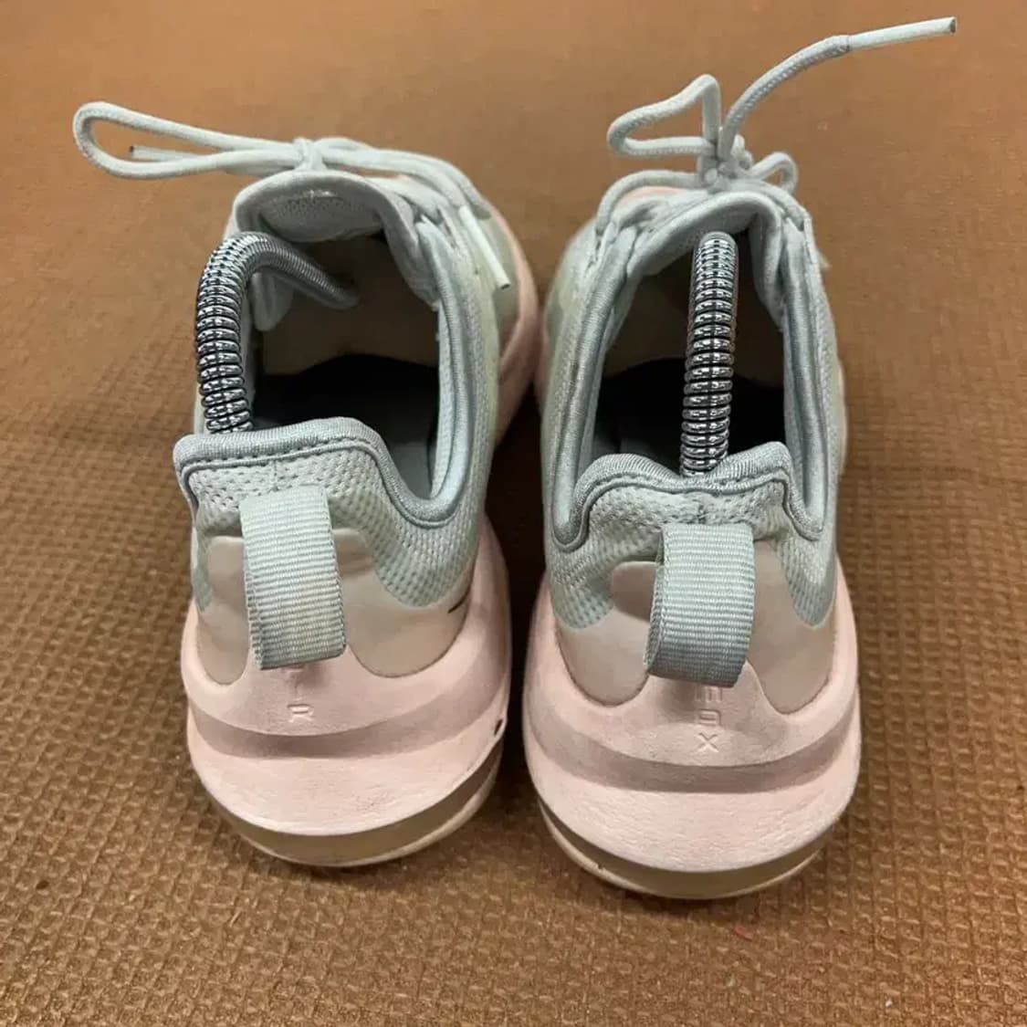 나이키 에어맥스 엑시스 런닝화 운동화 신발 230 G08698 상품이미지2