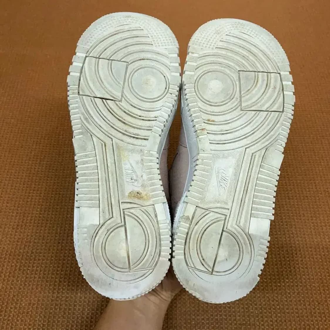 나이키 에어포스 1 로우 픽셀 핑크 스니커즈 235 G08703 상품이미지4