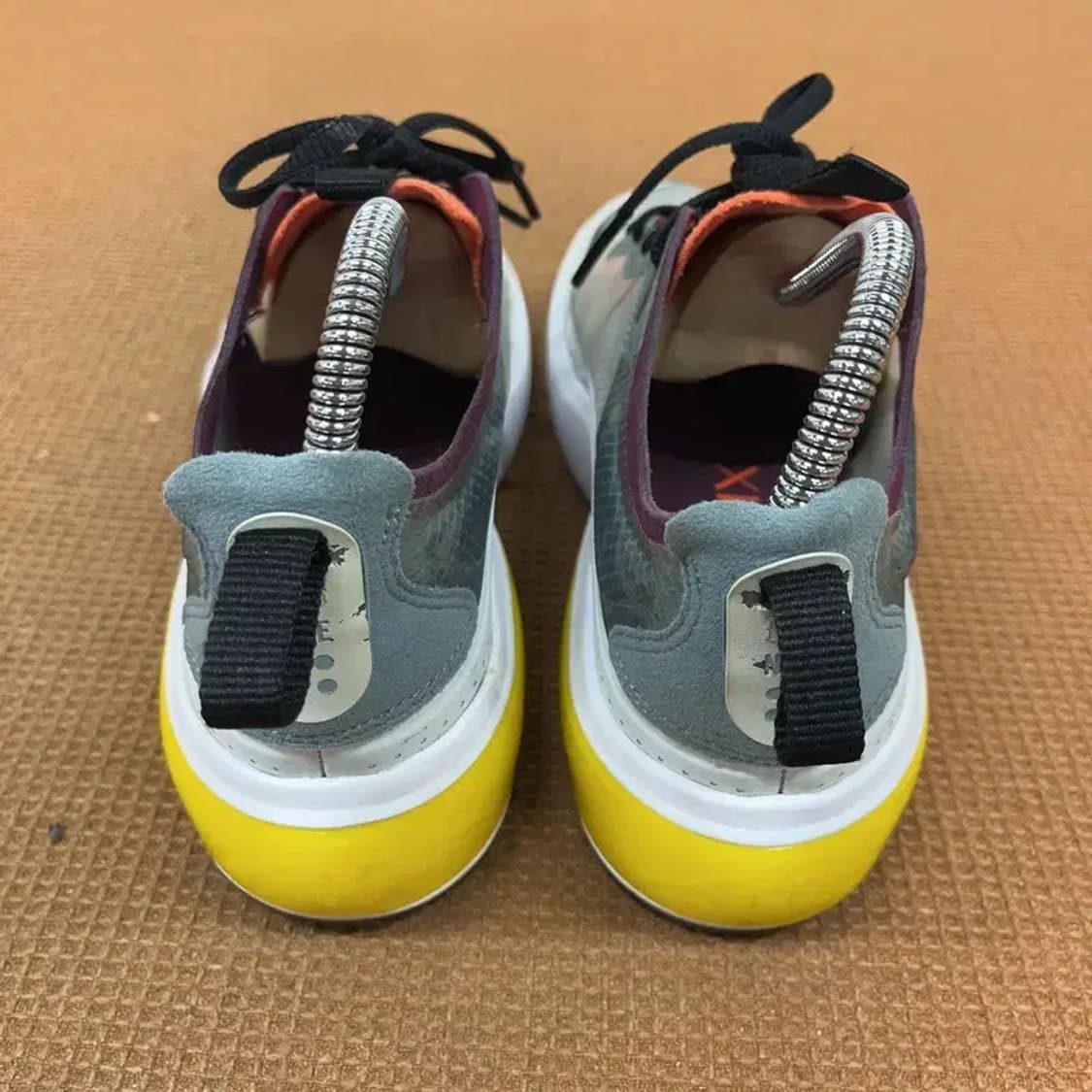 나이키 에어맥스 다이아 SE 우먼스 런닝화 운동화 235 G08710 상품이미지2