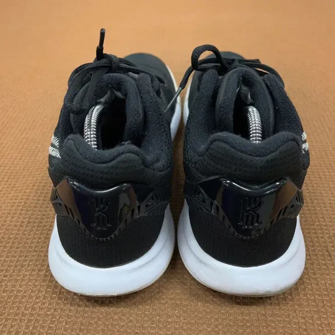 나이키 카이리 플라이트랩 2 농구화 신발 265 G08713 상품이미지2