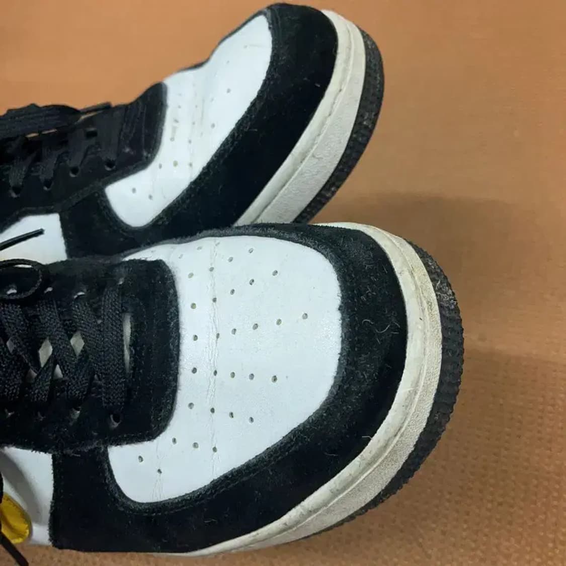 나이키 에어포스 1 07 슬레틱 클럽 스니커즈 275 G08697 상품이미지6