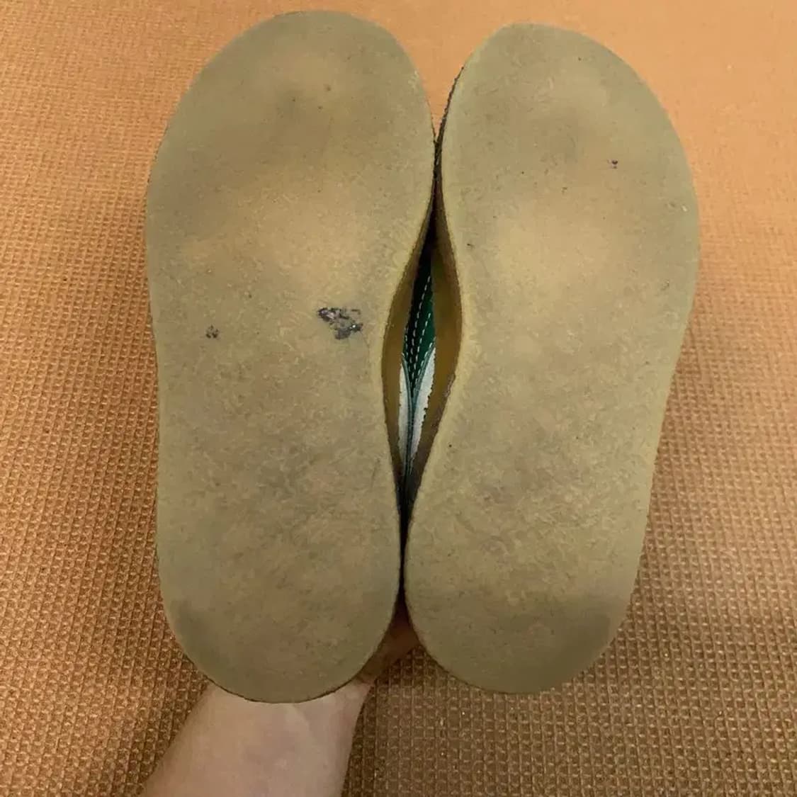 푸마 아미 스웨이드 샌드그린 스니커즈 230 G08726 상품이미지4