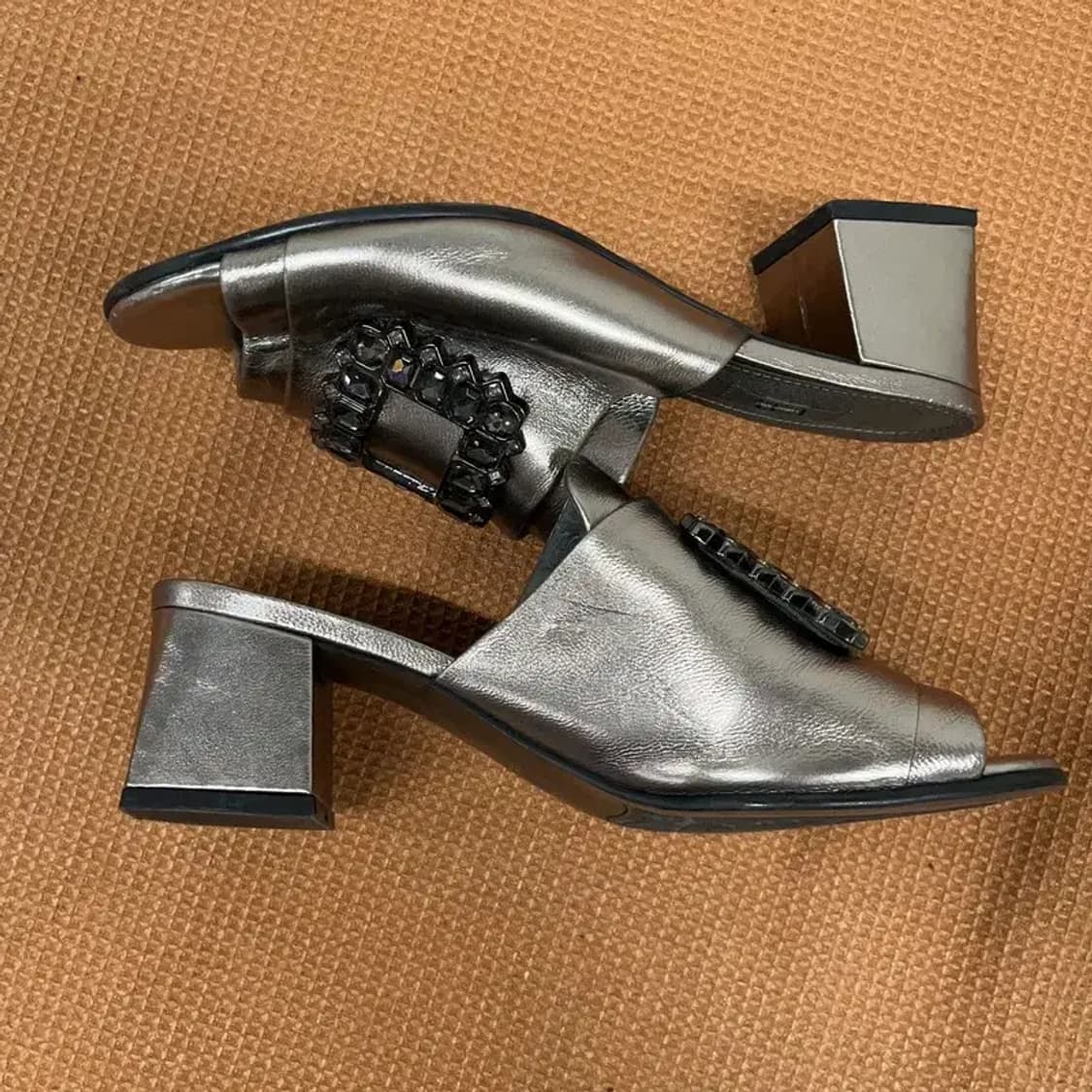 베라왕 실버 큐빅 슬리퍼 245 G08826 상품이미지3