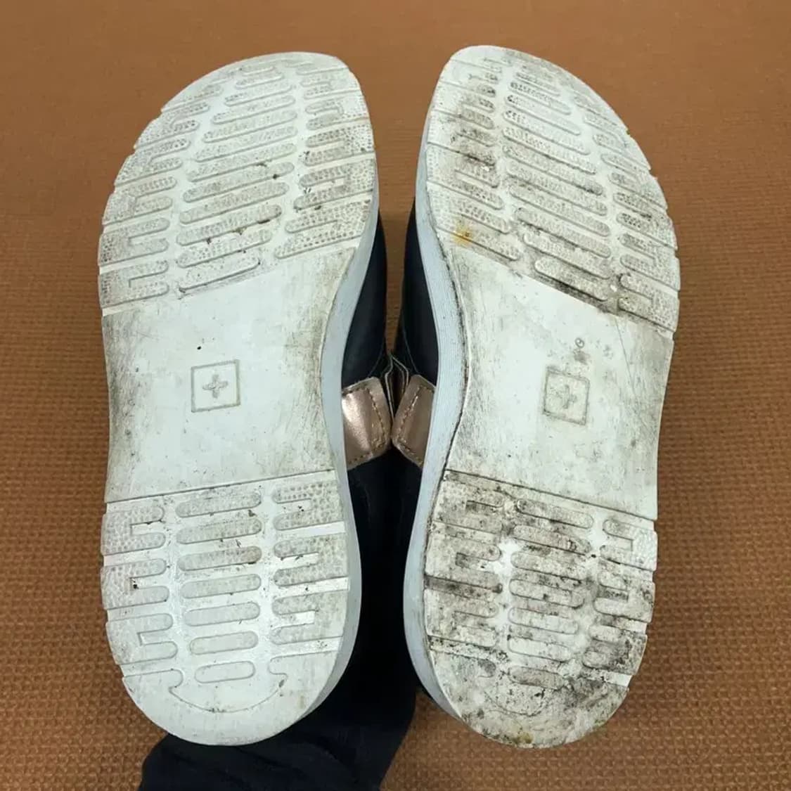 닥터마틴 유도라 테슬 슬립온 UK8 G08791 상품이미지4