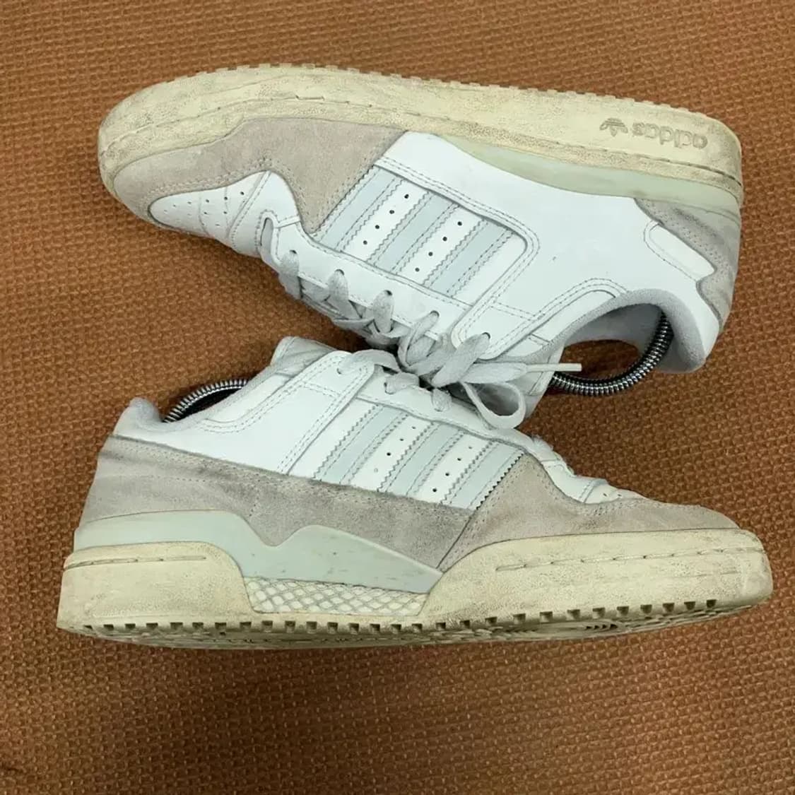 아디다스 포럼 84 로우 ADV 스니커즈 운동화 245 G08796 상품이미지3