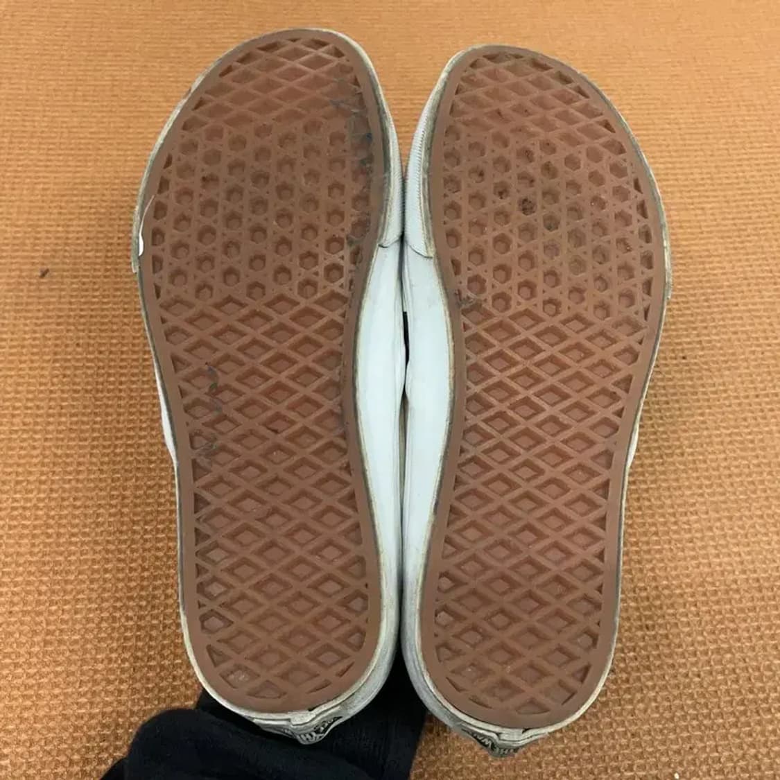 반스 체커보드 뮬 스니커즈 240 G08812 상품이미지4