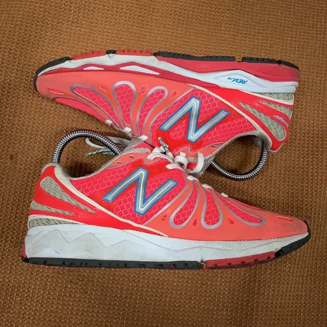 뉴발란스 890 런닝화 운동화 230 G08865 상품이미지3