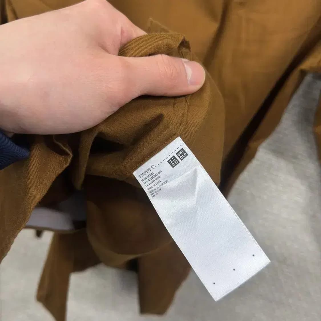 유니클로 U 브라운 캐주얼 셔츠 S M08460 상품이미지4