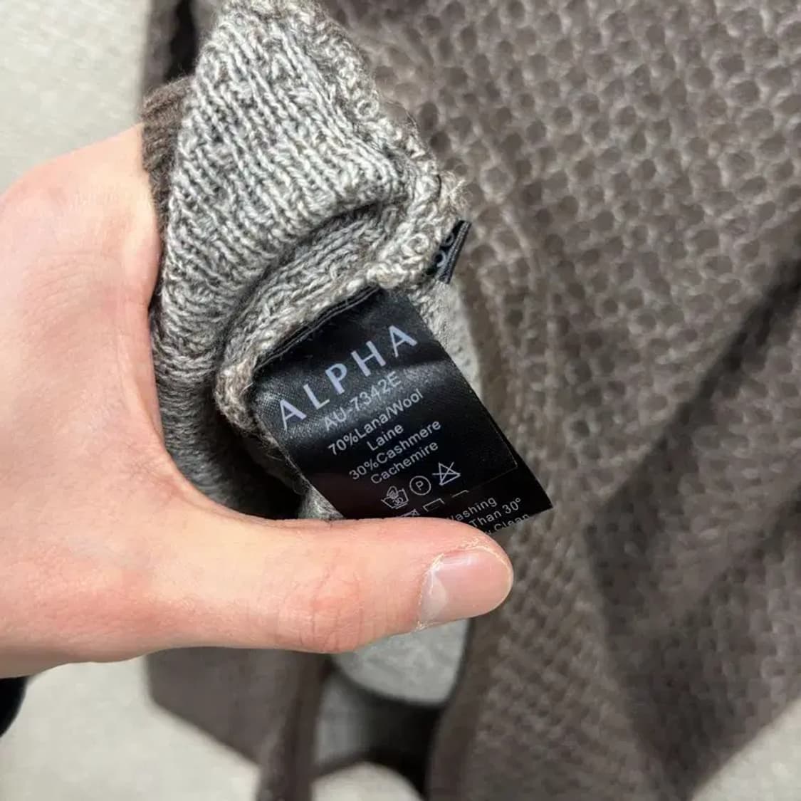 빈티지 캐주얼 브이넥 울 캐시미어 니트 가디건 95 M08637 상품이미지4