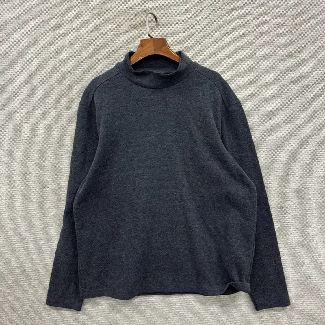 푸마 프린팅로고 캐주얼 목폴라 니트 XXL M08783 상품이미지1