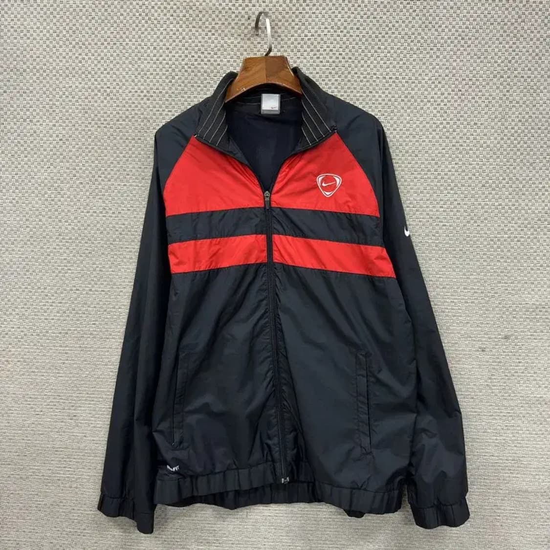 나이키 올드스쿨 스톰핏 자수로고 바람막이 자켓 L M09070 상품이미지1