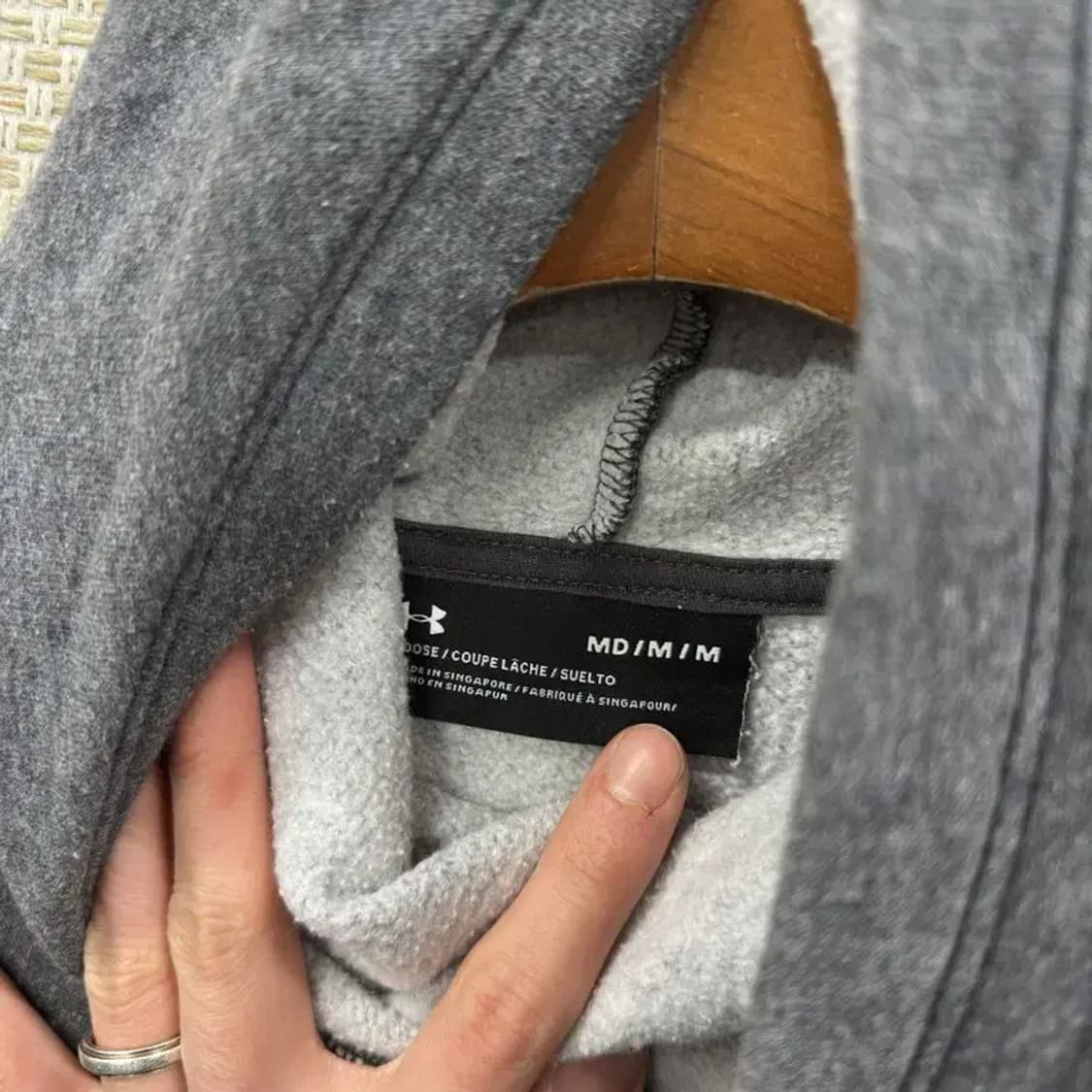 언더아머 프린팅로고 약기모 후드티 M M09194 상품이미지3