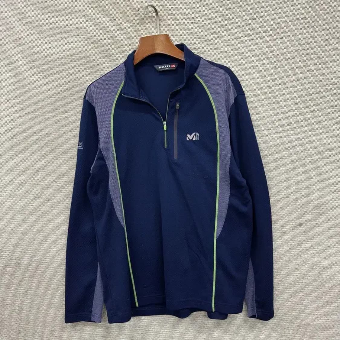 밀레 아웃도어 반집업 긴팔티 105 M09198 상품이미지1