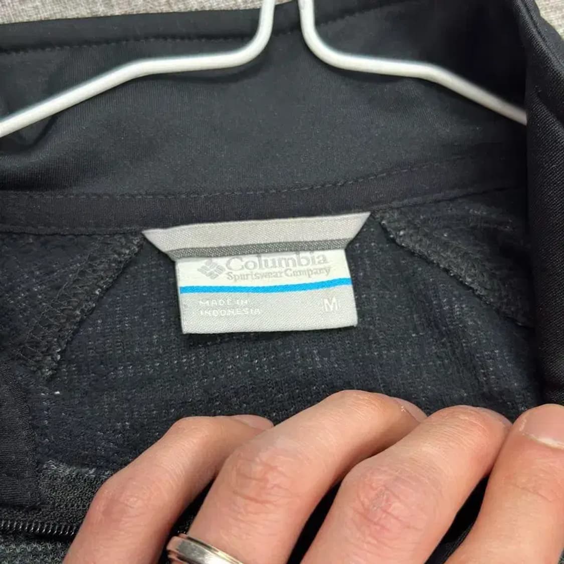 콜럼비아 아웃도어 등산 약기모 반집업 긴팔티 M M09443 상품이미지3