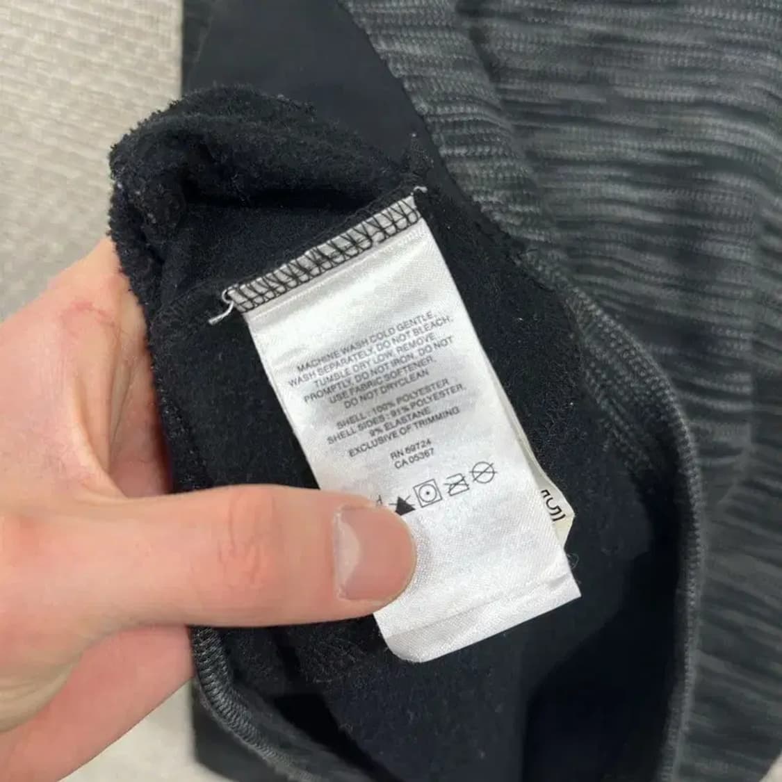 콜럼비아 아웃도어 등산 약기모 반집업 긴팔티 M M09443 상품이미지4