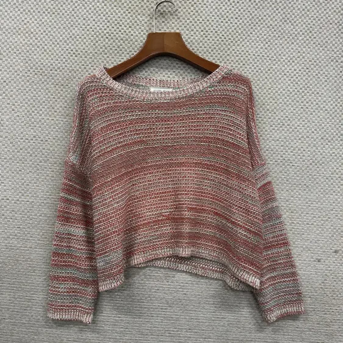 빈티지 패턴 라운드넥 크롭 니트 105 M09438 상품이미지1