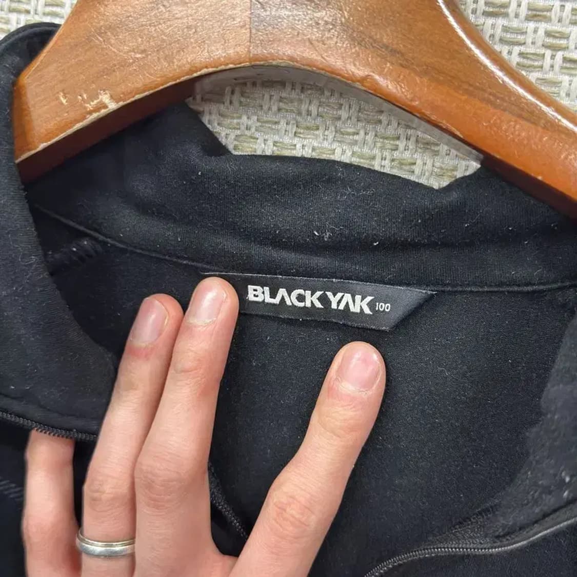 블랙야크 아웃도어 등산 반집업 긴팔티 100 M09556 상품이미지3