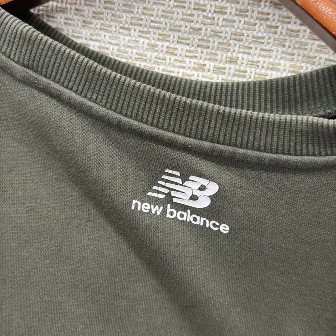 뉴발란스 카키 자수로고 캐주얼 맨투맨 XL M09550 상품이미지5